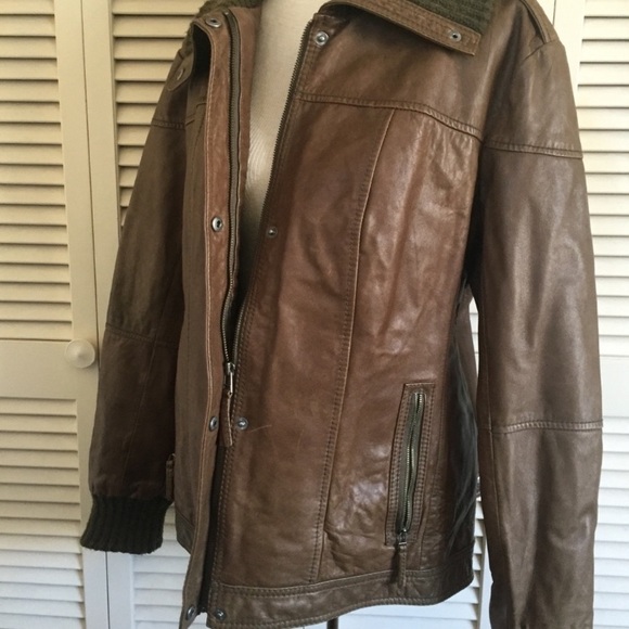 Eddie Bauer leather bomber jacket - Picture 3 of 8